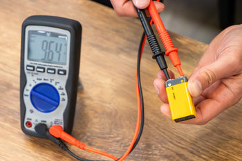 True RMS Auto ranging Multimeter with Large Screen