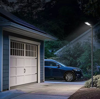 4000 Lumen Solar Powered Area Light